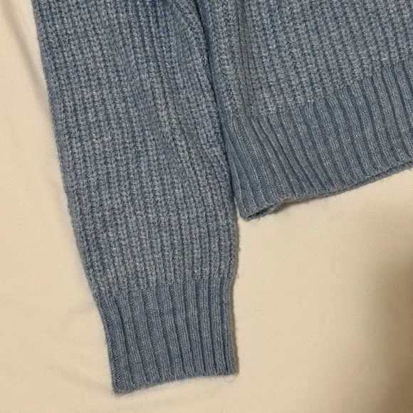 NWT American Eagle Knitted Sweater Size:XS - Picture 6 of 6